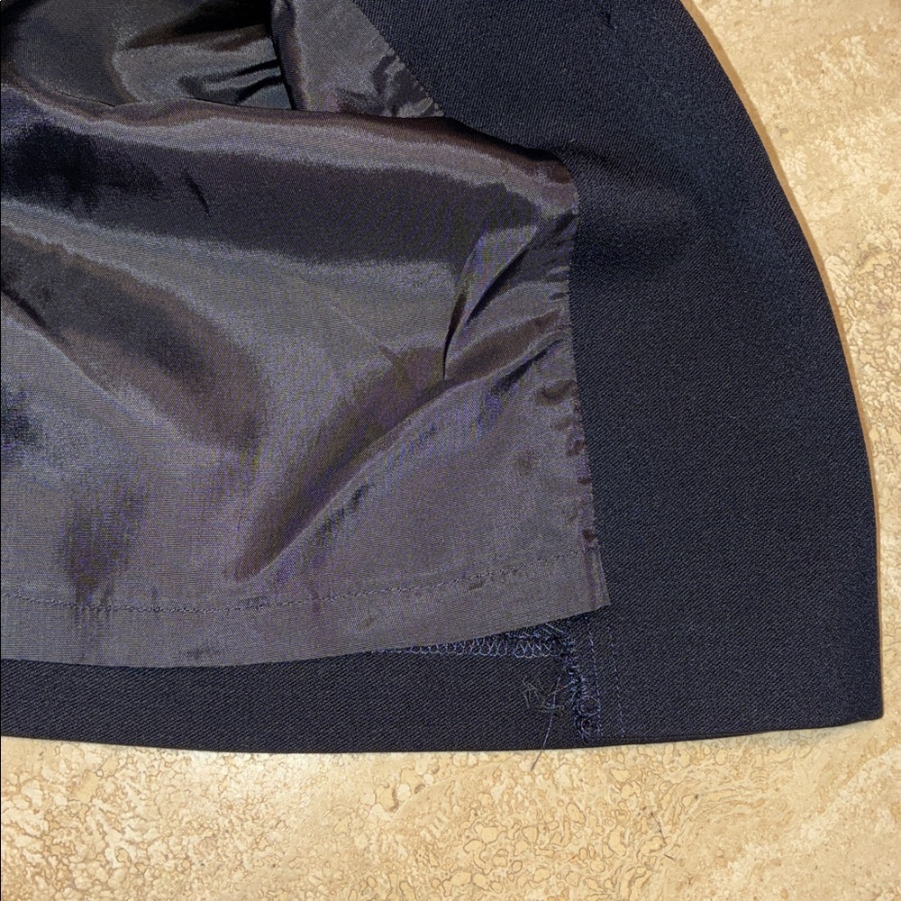 LOUIS FERAUD dress, women 8 VTG EUC Navy Gold Buttons, pocket flaps, lamb's wool - Picture 9 of 17